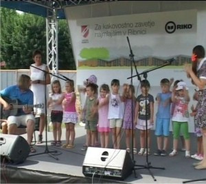 OTROCI IZ VRTCA RIBNICA IN BILBI